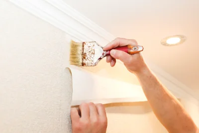 Pose de papier peint à Pierre-Morains — revêtements muraux et toiles de verre